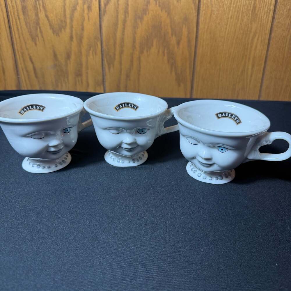 Baileys Irish Cream Cup Teacup Helen Hunt Los Angeles Youth Network set of 3